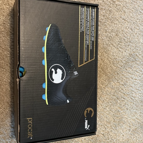 Puma Black and Blue Sneakers Suede Lace-Up - Picture 4 of 4